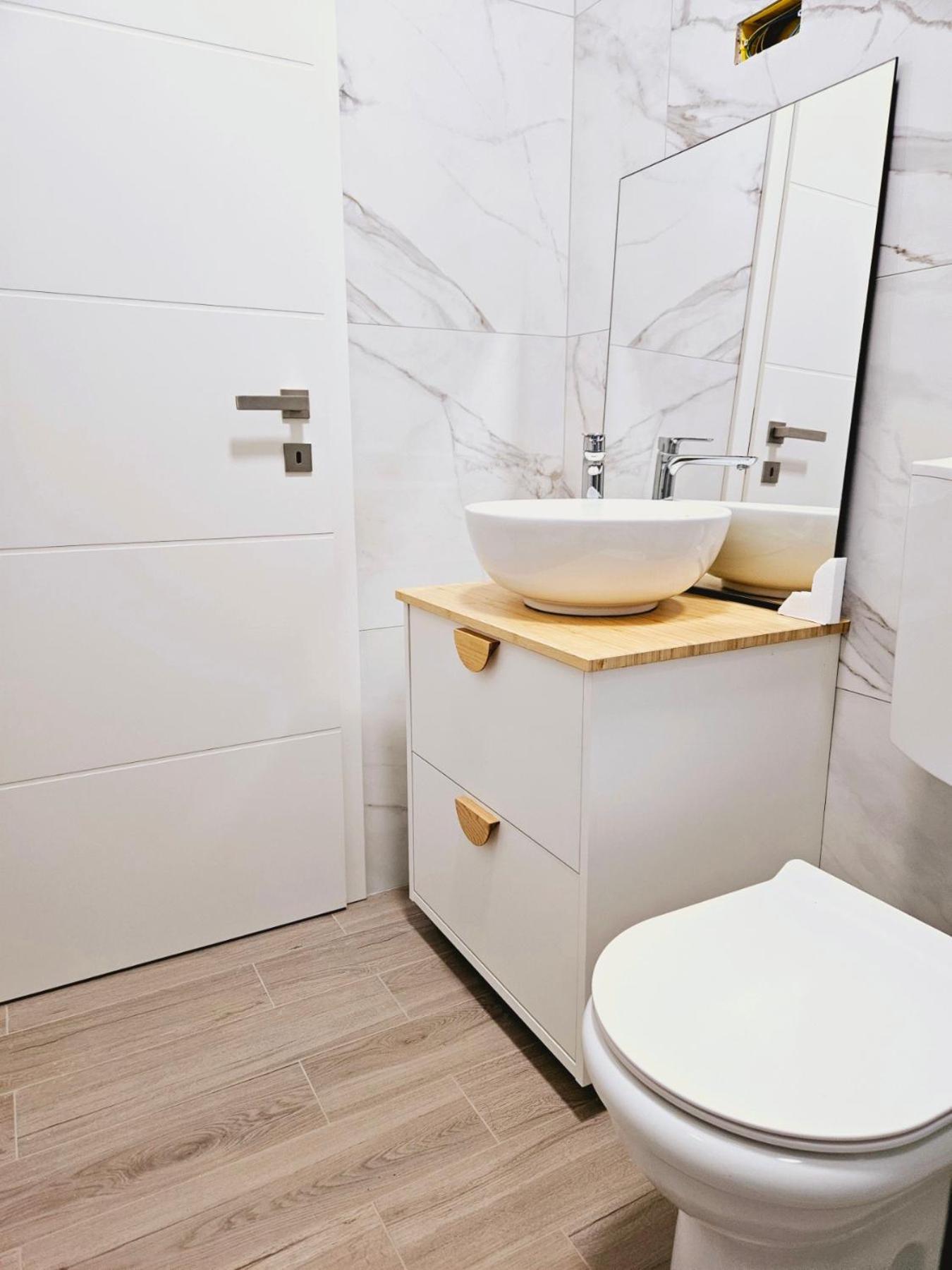 Apartma Tul Izola Exterior foto